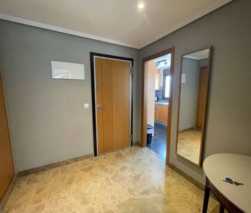 3 bedroom luxury Flat for rent in Estepona, Spain - Photo 1