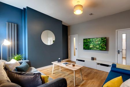 1 bedroom in a house share to rent - Photo 4