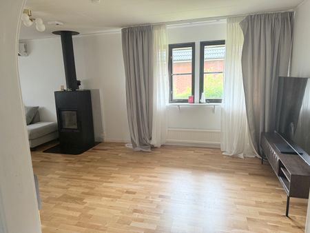 Vallstanäsvägen, Rosersberg - Foto 2