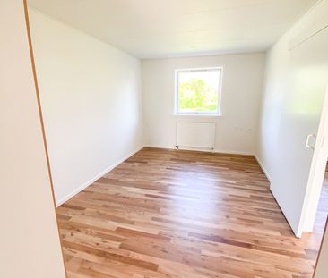 Lys og skøn 3-værelses lejlighed med terrasse - Foto 4