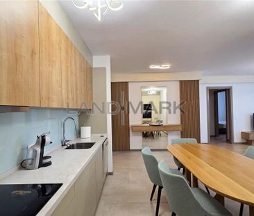DE INCHIRIAT Apartament superb 3 camere, 2 bai, mobilat, Monarh Tower - Fotografie 6