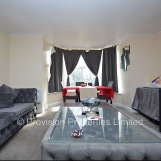 1 Bedroom Rentals Leeds - Photo 1