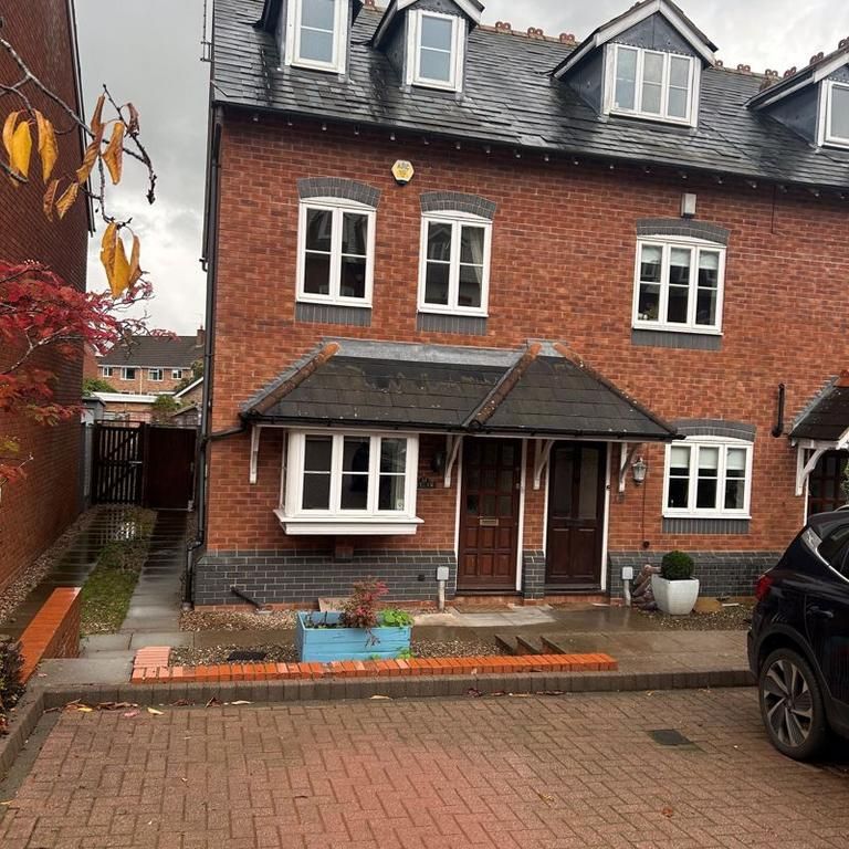 3 bedroom terraced house to rent - Photo 2