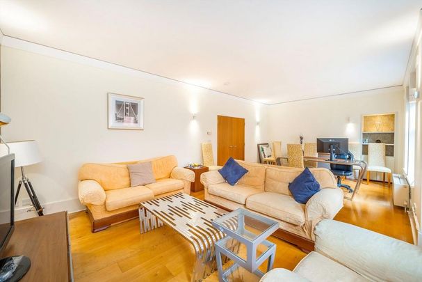 3 bedroom flat to rent - Photo 1