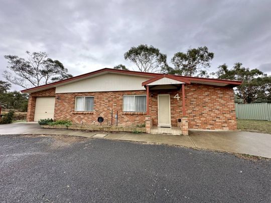 4/237 Sharp Street, Cooma - Photo 1