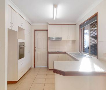 Charming Low-Set Home in a Prime Location - Photo 6