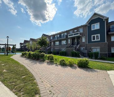 For Lease - 250 Sunny Meadow Boulevard Unit# 294, Brampton, Ontario - Photo 3