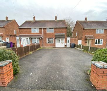 Griffiths Drive, Wednesfield, Wolverhampton - Photo 1