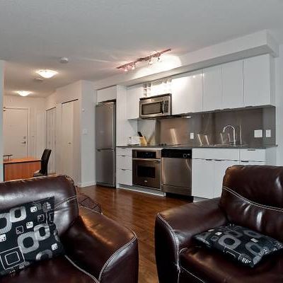 Pet Allowed Furnished Studio @233 Robson -Available March 1st - Photo 3