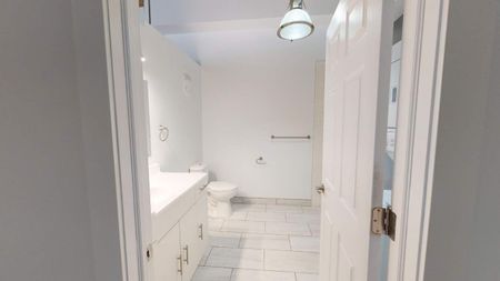 Executive Loft - Photo 2