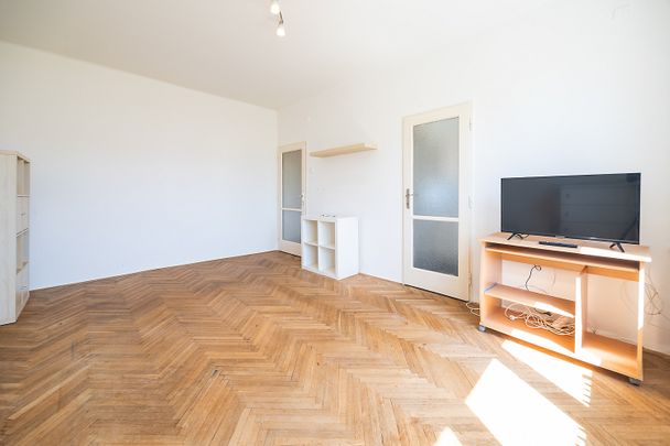Pronájem bytu 2+1 52 m² - Fotografie 1