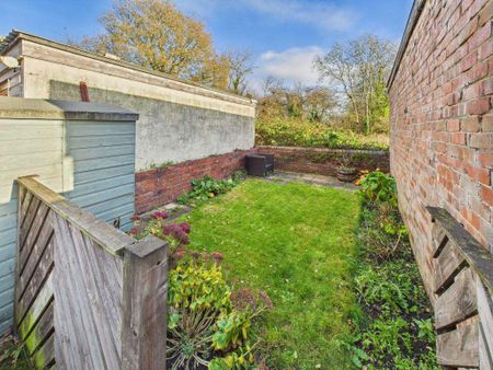 2 bedroom terraced house to rent - Photo 3