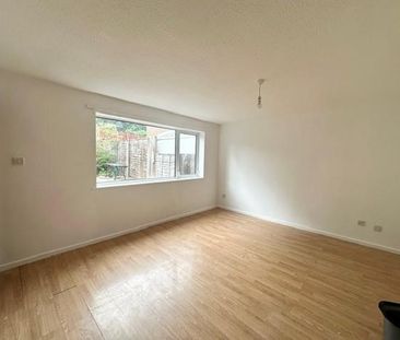 Netherfield, Redditch - Photo 1
