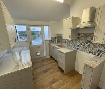 Parc Erissey, Redruth, TR16 - Photo 2