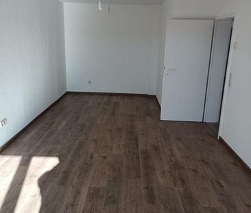 Traumhafte 4 Zimmer-Wohnung im DG (2x Balkon), Erstbezug nach Umbau - Photo 6