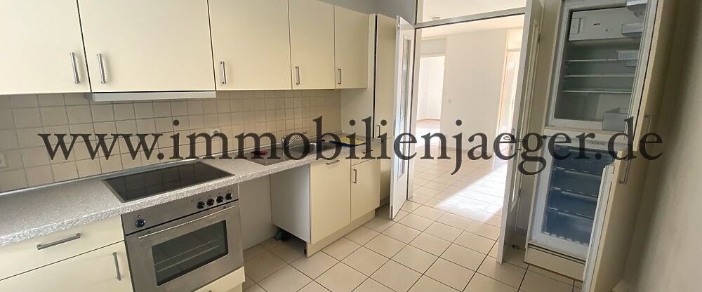 Charmante Erdgeschoss-Wohnung mit Terrasse und Kleingarten, Dusch- und Wannenbad, TG-PLatz - Photo 1