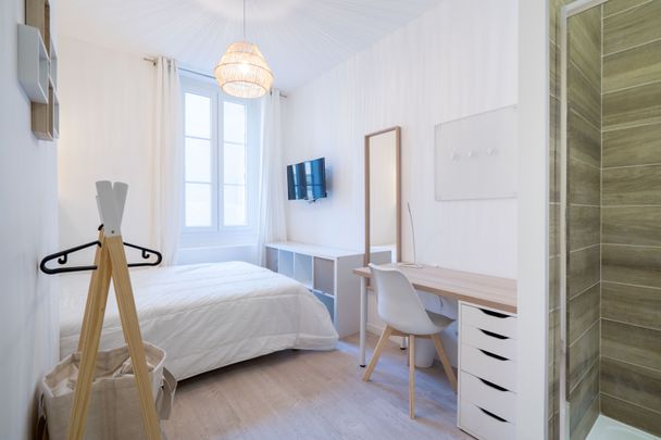 PICOT Roommate 5 Bedrooms at Toulon - Photo 1