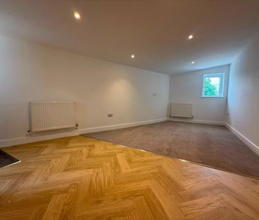Henderson Place, Plymouth - Photo 1