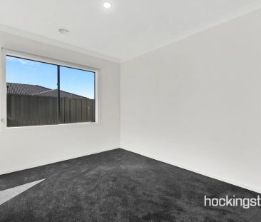 7 River Redgum Drive, - Photo 1