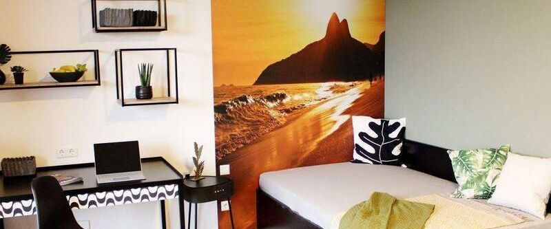 Möbliertes Komfort L-Apartment mit Balkon - Nur für 1 Person! - Photo 1