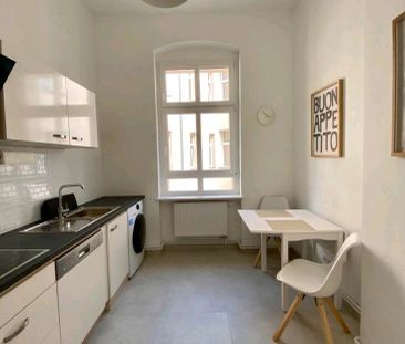 "All inclusive" 1600 €, 2 Zi-Whg, möbliert, eleganter Altbau. - Photo 4