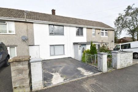 Fifth Ave, Swansea, SA6 - Photo 5