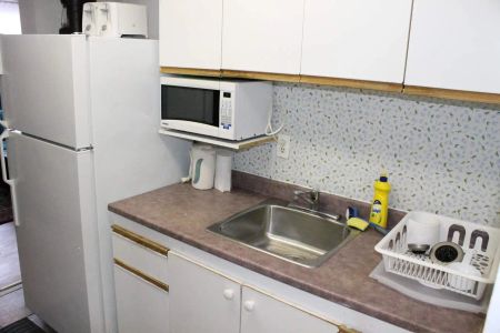 150-154 Young St — 1 Bedroom at 4-150 Young St - Photo 2