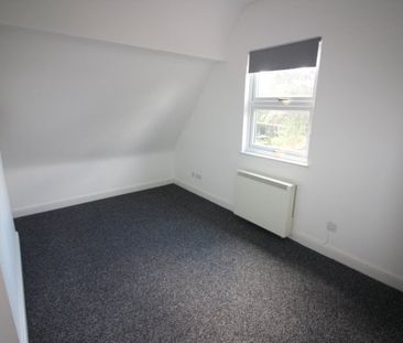 Derby Lodge, Leamington Spa, CV32 - Photo 3