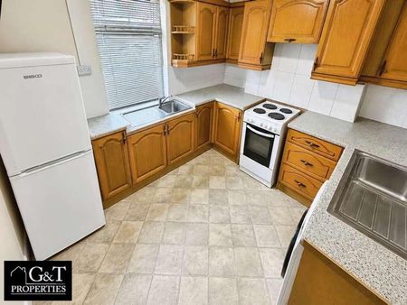 Green Lane, Halesowen, B62 - Photo 4