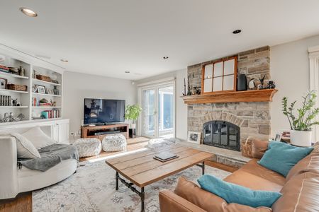 For Lease - 238 Elton Park Road, Oakville, Ontario - Photo 4