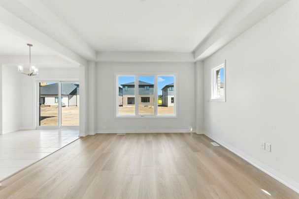 For Lease - 1022 Kraft Road, Fort Erie, Ontario - Photo 1