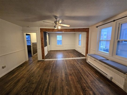 384 Rue Frontenac, Sherbrooke, QC J1H 1K3 (Vacant) - Photo 1