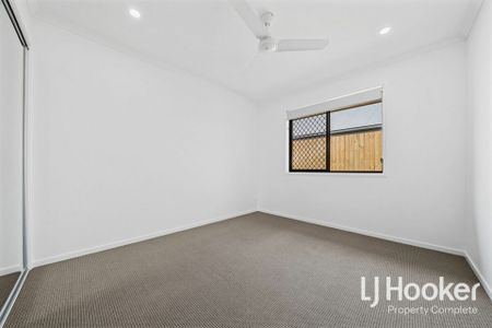 Brand New Family Home - 2 x Living Zones - Great Yard Space - Photo 2