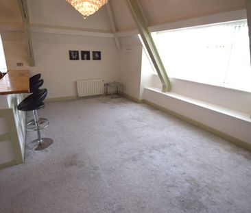 To Let 3 Bed Apartment - Photo 4