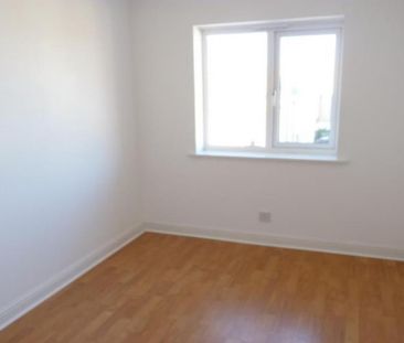 3 bedroom penthouse to rent - Photo 4