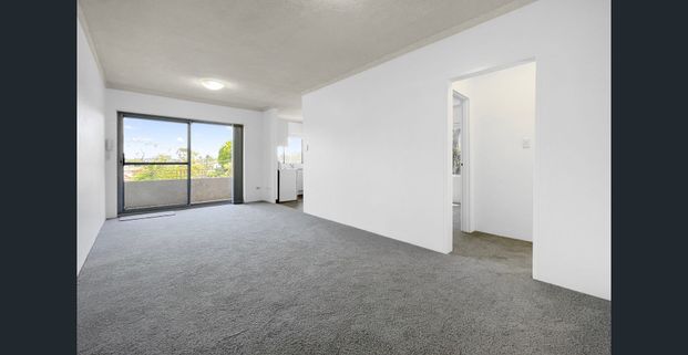 Updated Two bedroom unit with outlook - Photo 1