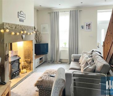2 bedroom terraced house to rent - Photo 6