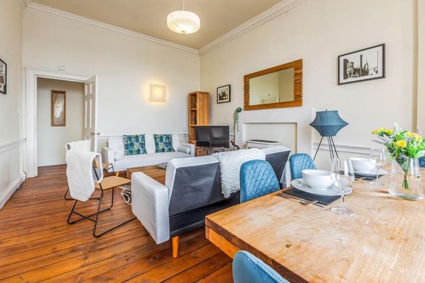 3 bedroom serviced apartment to rent - Photo 1