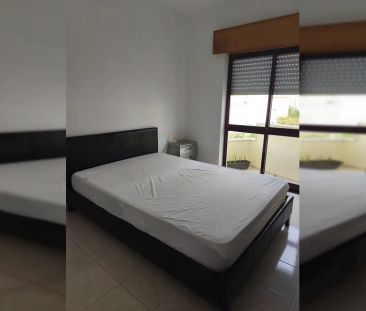 2-bedroom apartment for rent in Faro, perfect for couples - Photo 3