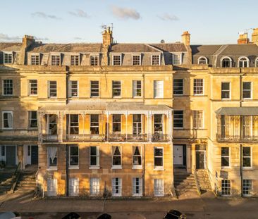 A 2 Bedroom Flat in Lansdown Place, Cheltenham - Photo 4