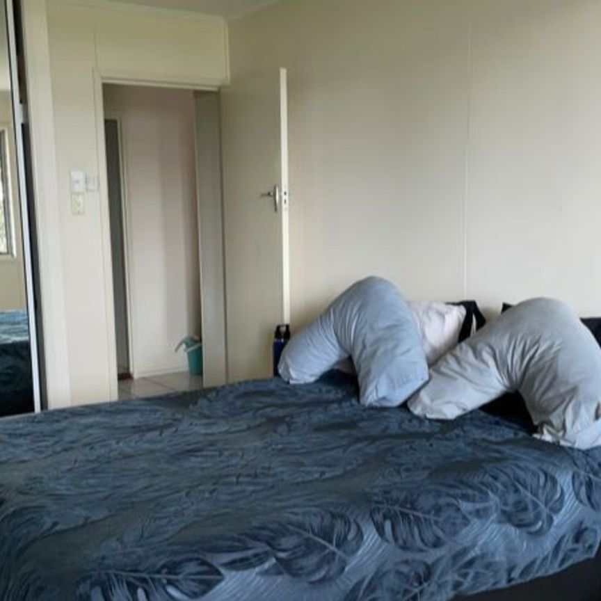 Two Level, Two Bedroom Unit Close to CBD - Photo 1