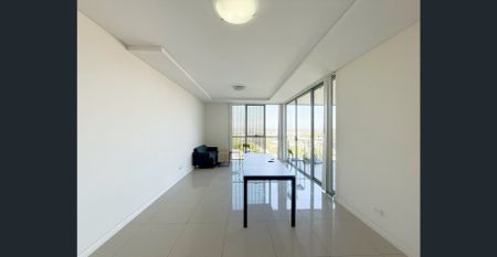 3 Bedroom In Mascot with 5 minutes walk to Mascot Station - Photo 2