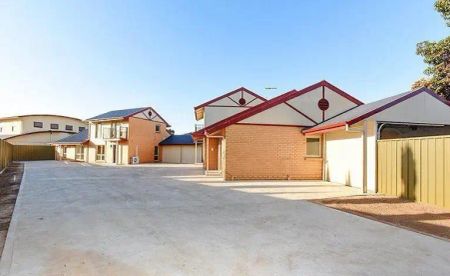 “Contemporary Home in Sought-After Location” - Photo 4
