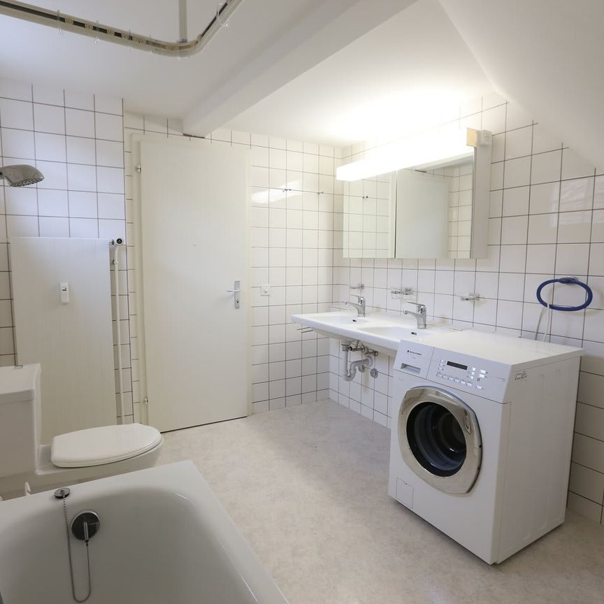 3.5 Zimmer, 125 m², 3. Stock - Photo 1