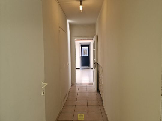 Gelijkvloers appartement met garage nabij centrum! - Foto 1