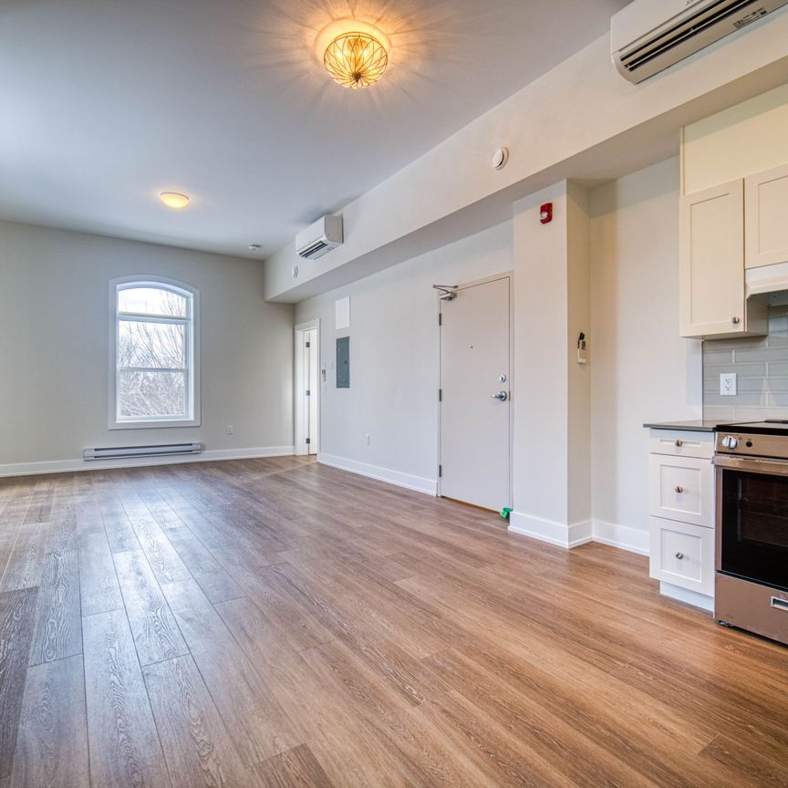 For Lease - 1614 Ridge Road Unit# 202, Oro-Medonte, Ontario - Photo 1