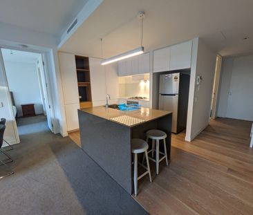 Beautiful High Class Furnished Unit w/ Incredible Scenic Views - Photo 4