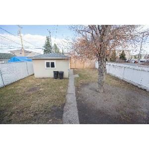 1 Bed 1 Bath BSMT Suite Garage Parkdale Edmonton - Photo 1