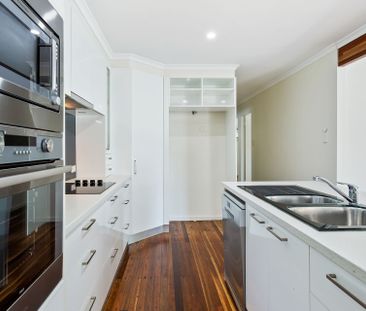 81 Eversleigh Road, Scarborough. - Photo 2