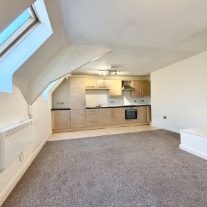 1 bedroom apartment to rent - Photo 2